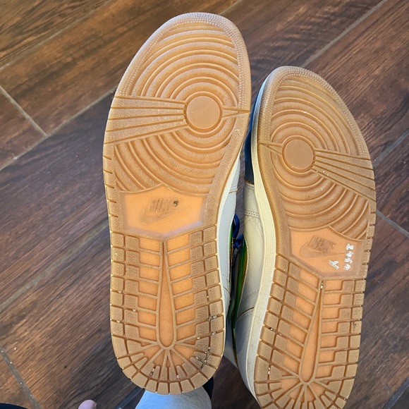 Nike Men's Air Jordan 1 Nouveau 'Dunk From Above' 11 - Picture 5 of 6